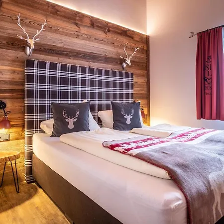 The Kaprun Edition - Luxury Chalets & Style Suites Exterior foto