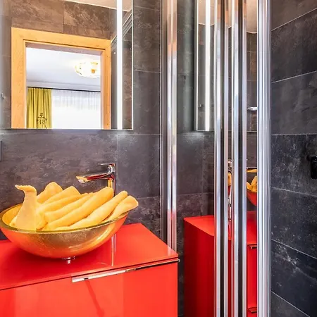 The Kaprun Edition - Luxury Chalets & Style Suites Exterior foto